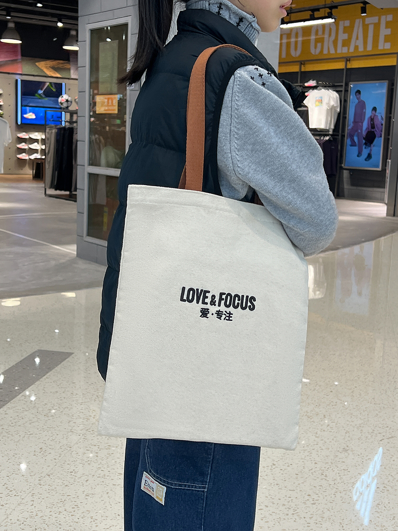 爱心聚焦无底无侧帆布包-10
