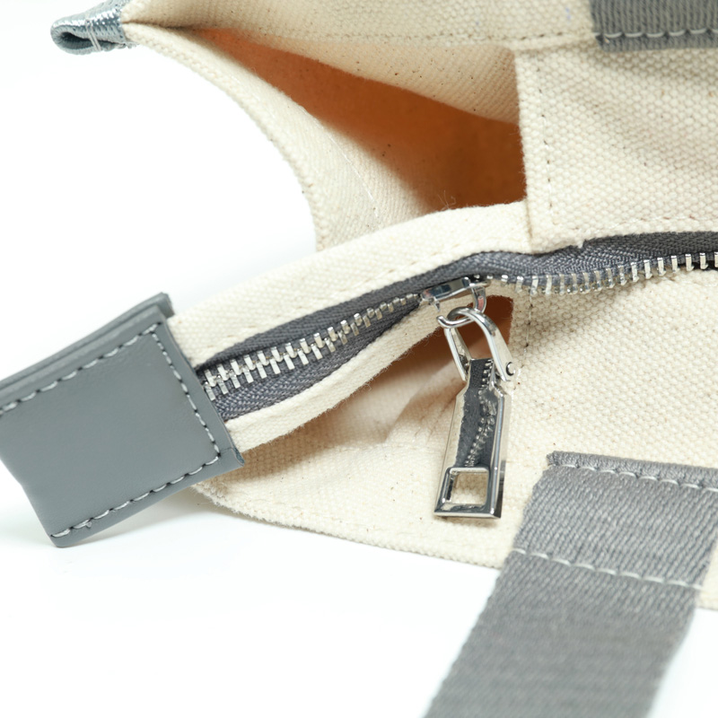 一叶一菩提带底侧帆布包-07