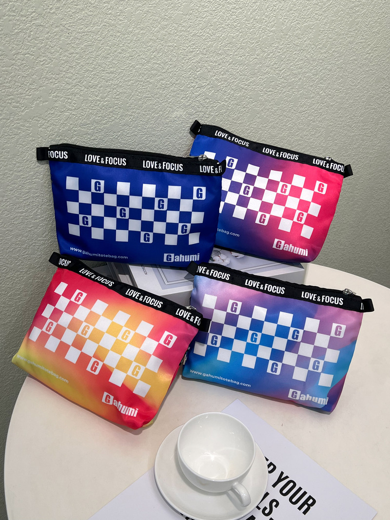 渐变色化妆包-01