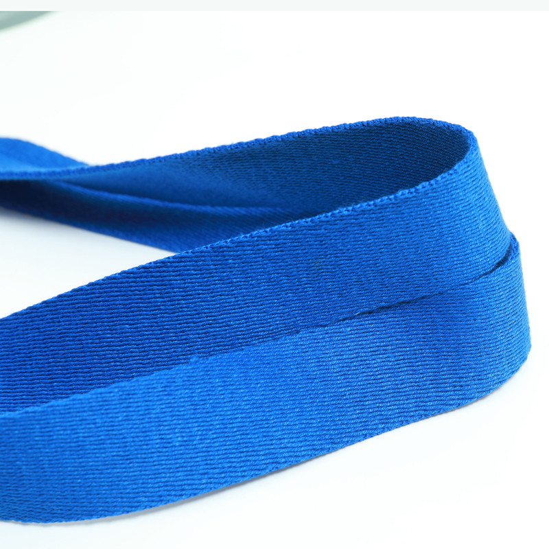 渐变色带铆钉帆布包-03