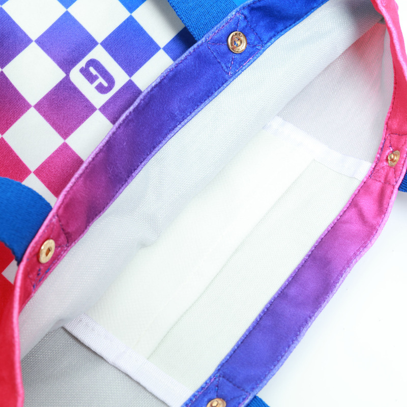 渐变色带铆钉帆布包-04